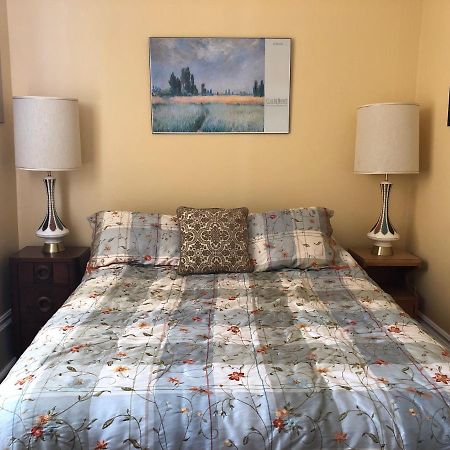Loyalist Lofts Apartment Picton Bagian luar foto