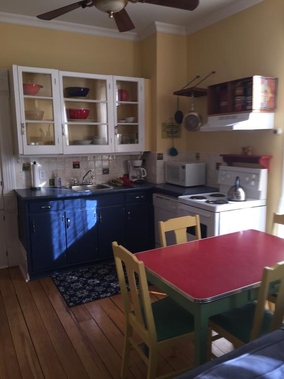 Loyalist Lofts Apartment Picton Bagian luar foto