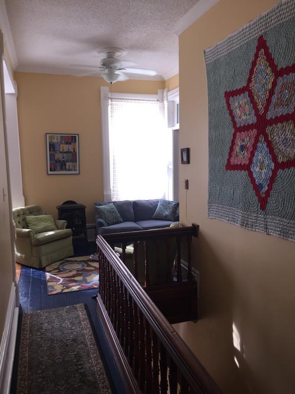Loyalist Lofts Apartment Picton Bagian luar foto