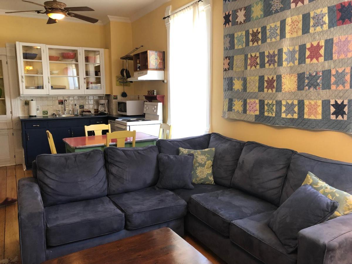 Loyalist Lofts Apartment Picton Bagian luar foto
