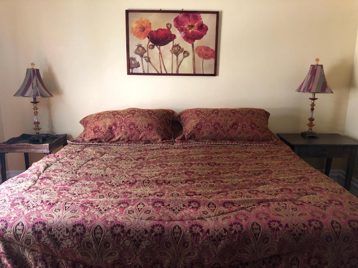 Loyalist Lofts Apartment Picton Bagian luar foto
